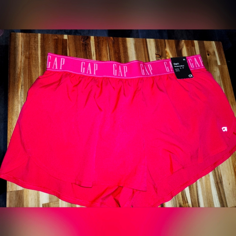 Gap shorts women XL
